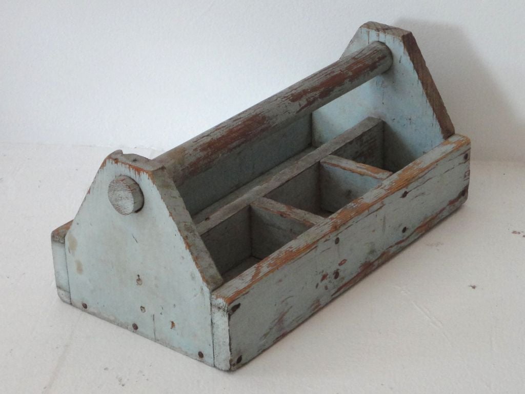 LATE 19THC ORIGINAL ROBIN EGG BLUE PAINTED TOOL CARRIER.THIS TOOL CARRIER IS FROM PENNSYLVANIA.