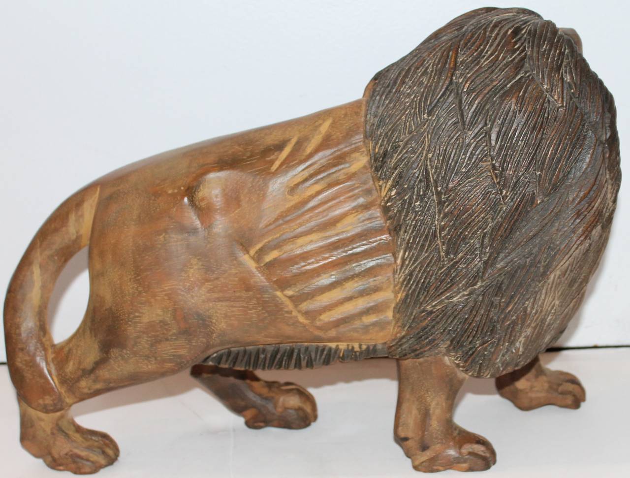 American 19th Century Hand-Carved and Painted Folky Wooden Lion
