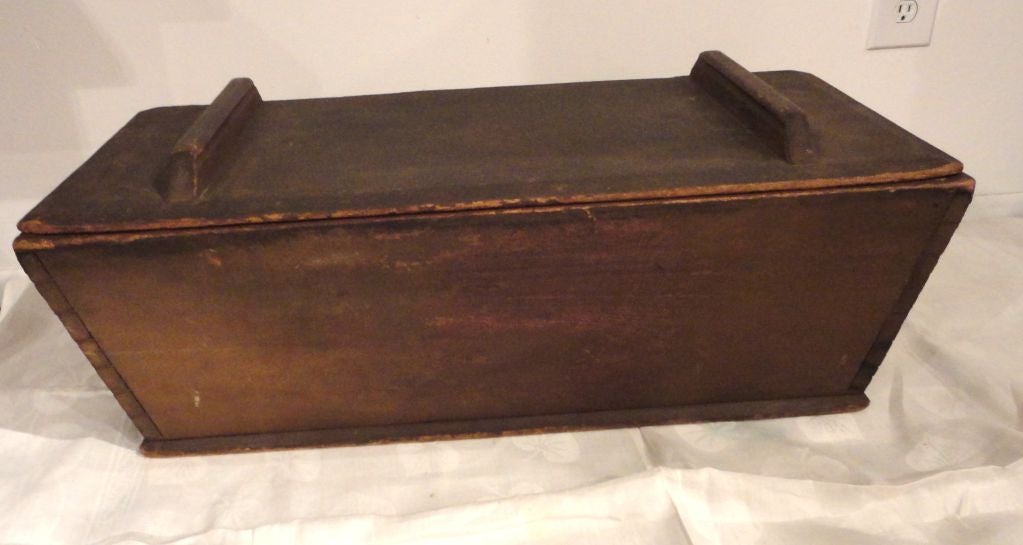 19th Century Original Brown Painted Dovetailed Dough Tray from PA In Good Condition In Los Angeles, CA