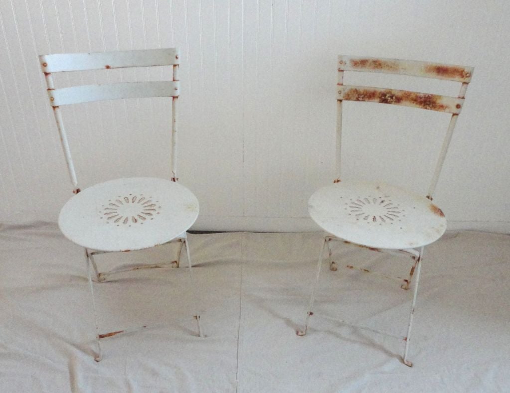 Early 20thc French Bistro Table & Chairs Set 3