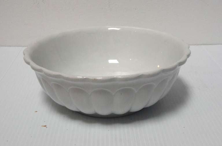 19th century large English scalloped ironstone serving bowl. This serving bowl is signed H.Burgess, Burslem, England. The condition is very good and is a large serving or over size bowl.