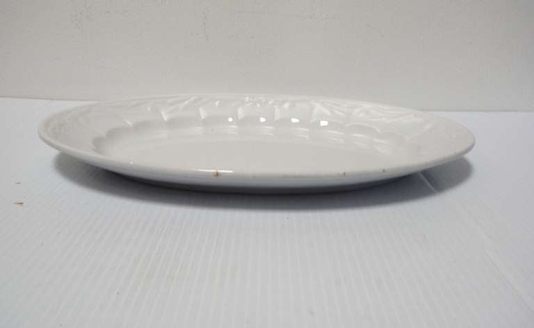 Large 19th Century English Ironstone Platter In Excellent Condition In Los Angeles, CA