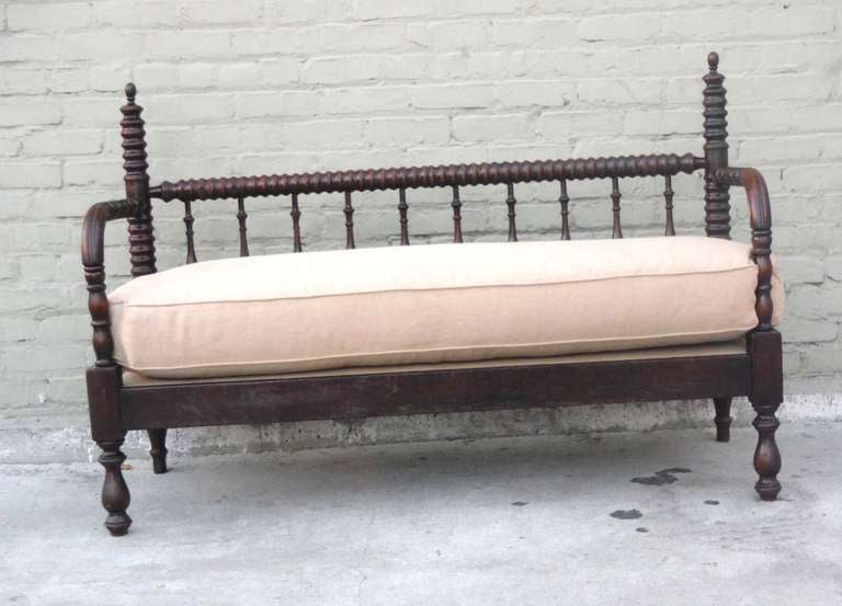 19thc Spindle Ginny Lind Day Bed / Settee W/ Cushion 1
