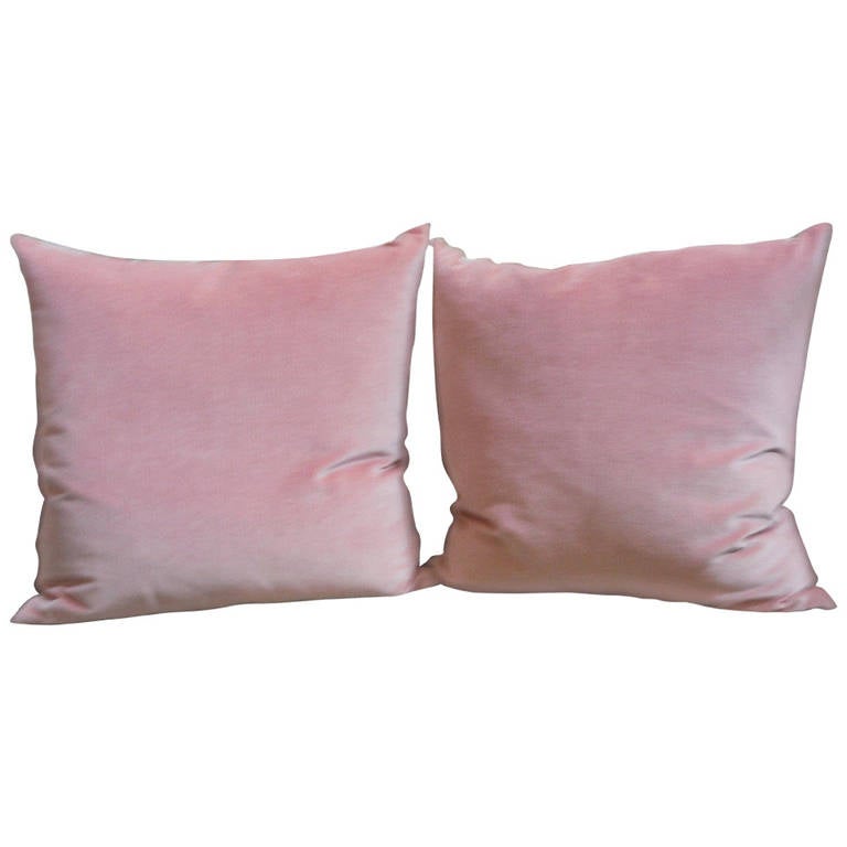Pair of Dusty Rose Velvet Pillows at 1stdibs