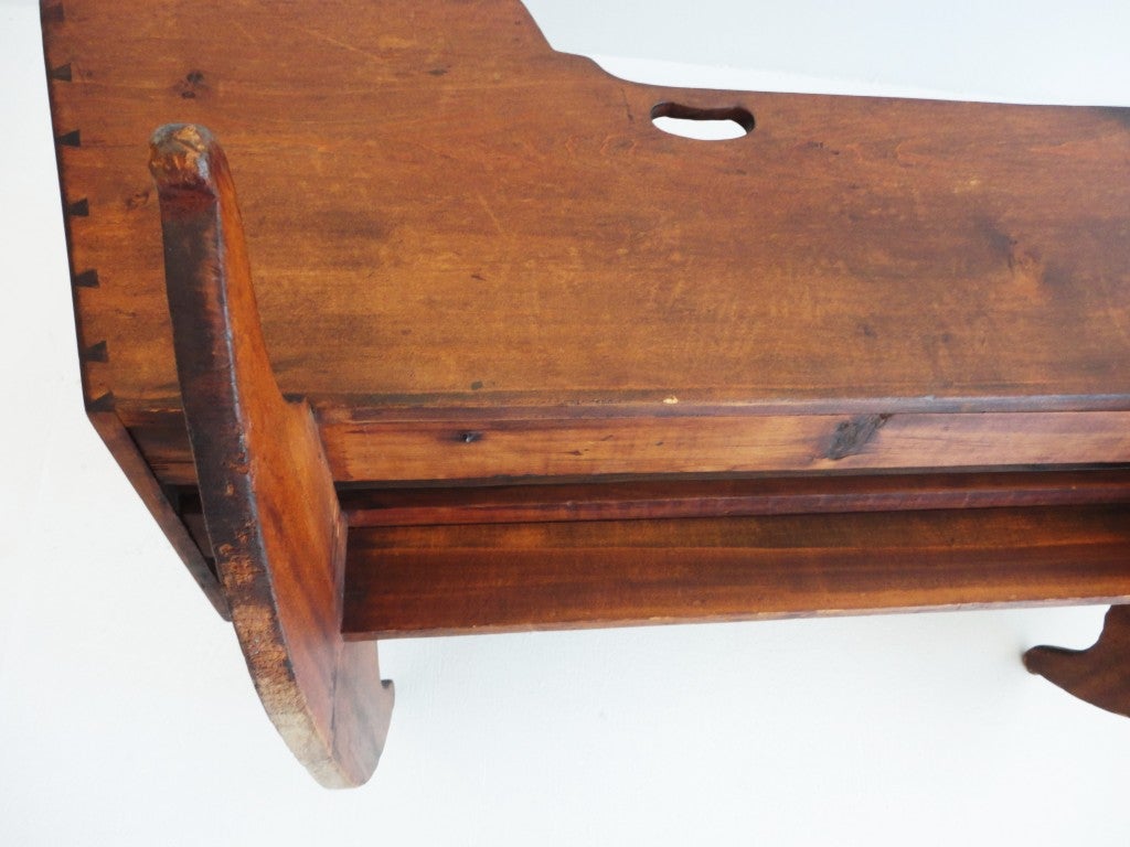 Fantastic Early 19thc  Walnut Cradle From Lancaster, Pennsylvania 4