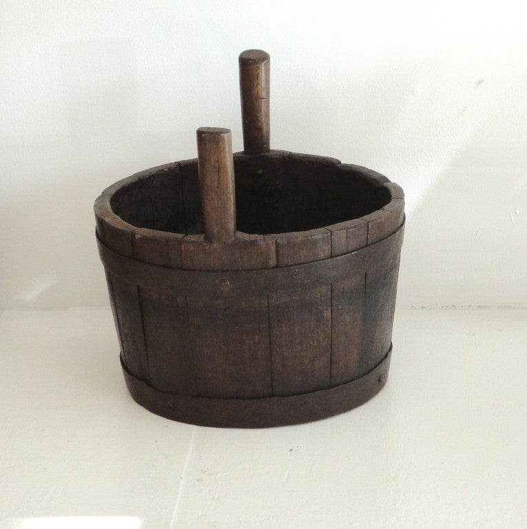 18th Century Handmade Doubled Handled Bucket from New England In Distressed Condition In Los Angeles, CA