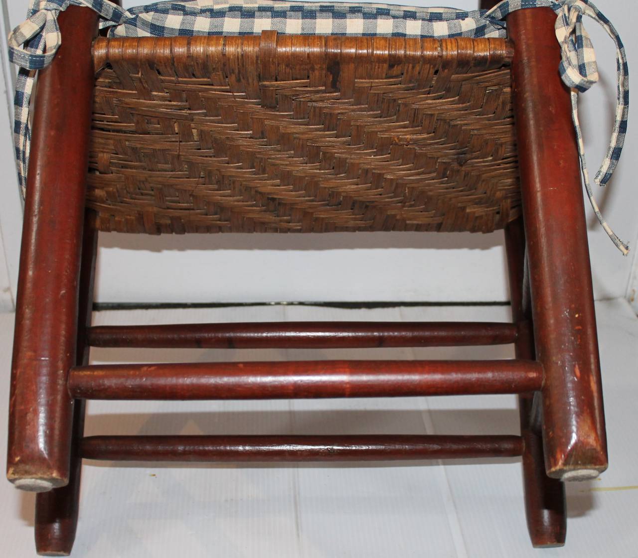 18th Century Original Painted Ladder Back Armchair In Excellent Condition In Los Angeles, CA