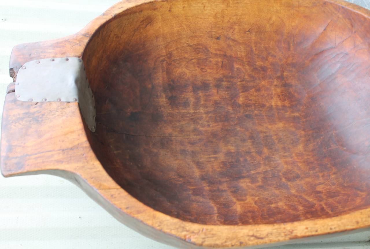 Country Fantastic Monumental Double Handled Round 19th Century Dough Bowl For Sale