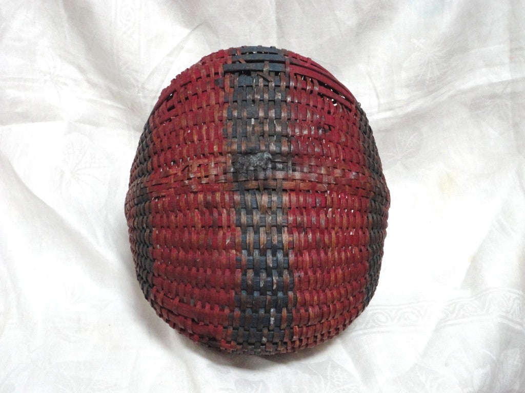 19thc Original Painted Red & Blue Buttocks Basket 4