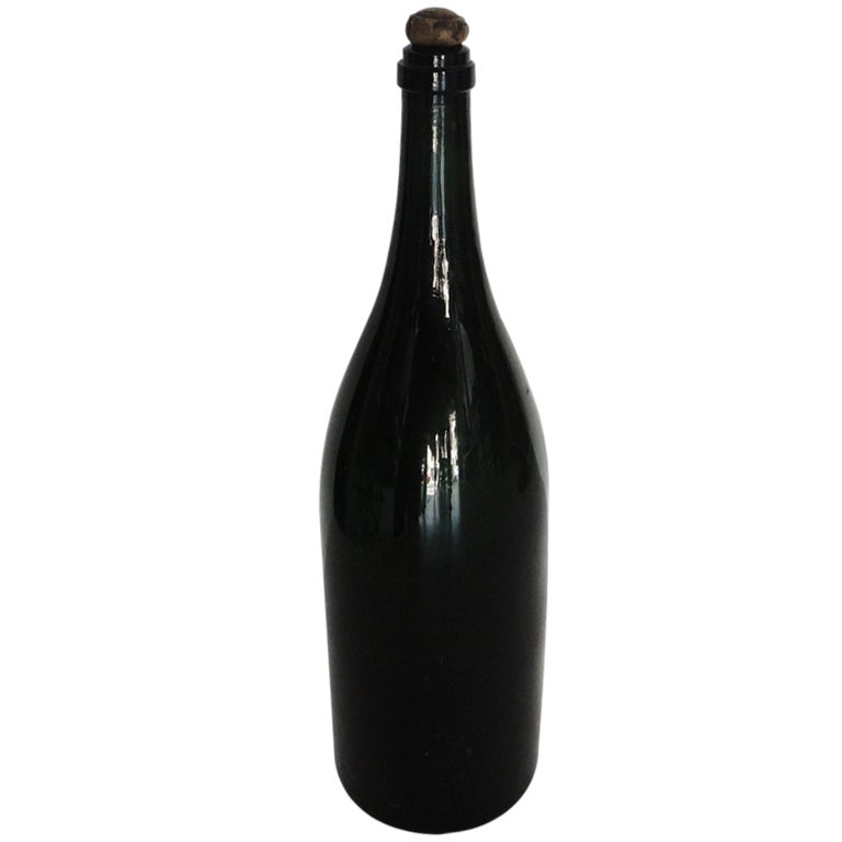 Fantastic 19thc Early Green American Large Wine Bottle W/ Cork For Sale