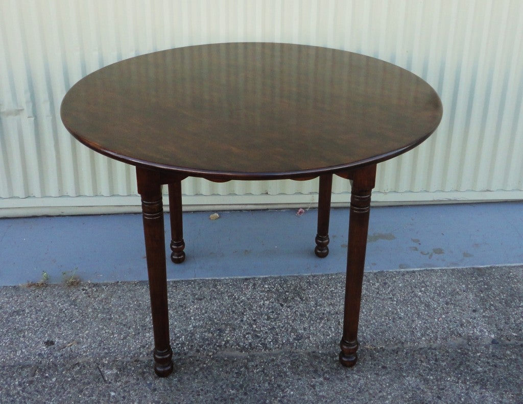 19thc  Round Small Dinning/kitchen Table