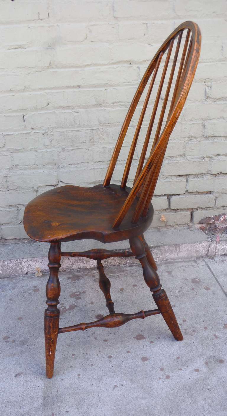 bow back chair