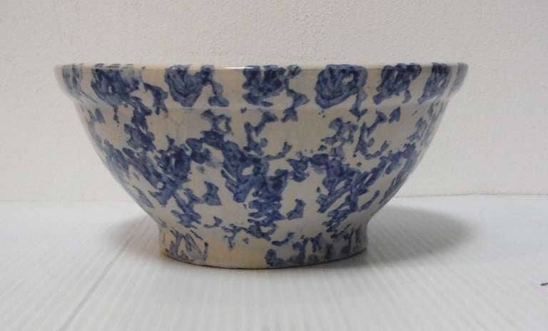 Pottery 19th Century Sponge Ware Serving/Mixing Bowl For Sale