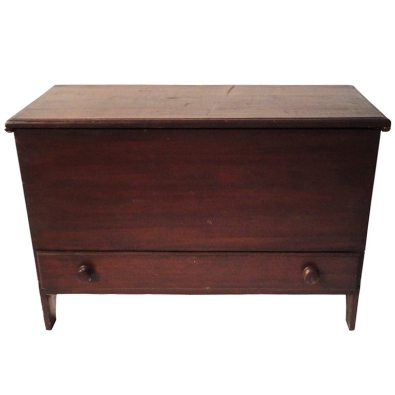 Early 19th Century Shaker-Style Tall Blanket Chest from Vermont