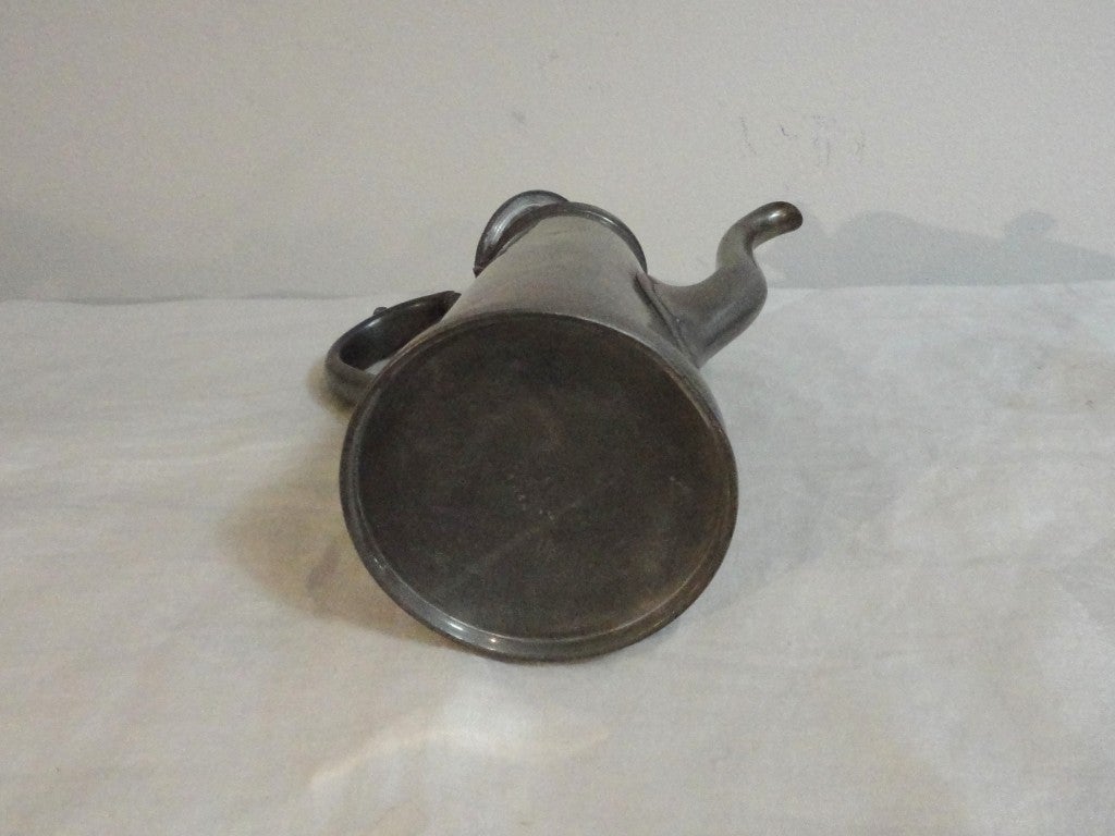20th Century 19th Century English Pewter Teapot Sheffield England For Sale