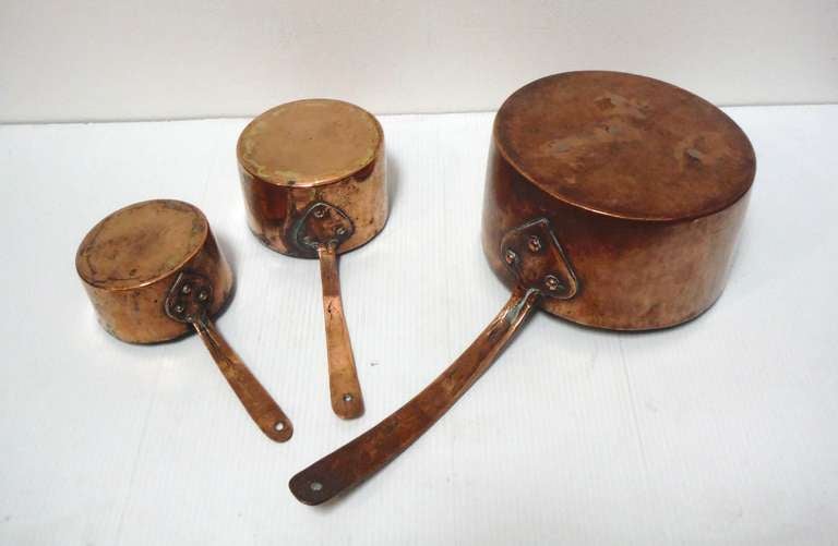 American Collection of Three 18th Century Handmade Copper Pots For Sale