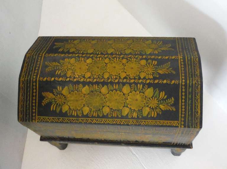Antique Ebonized Hand-Painted Mexican Wedding Trunk In Excellent Condition For Sale In Los Angeles, CA