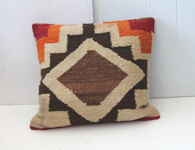 Pair of Early Navajo Indian Weaving Pillows In Good Condition In Los Angeles, CA