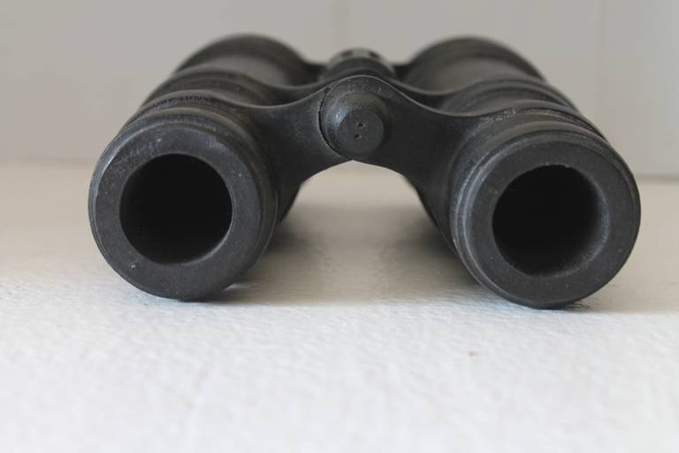 Monumental Original Painted   Wood Binoculars Trade Sign In Excellent Condition In Los Angeles, CA