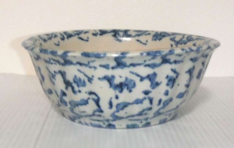 Wonderful color and shape blue and white spongeware pottery fluted vegetable or fruit bowl. The condition is mint.
