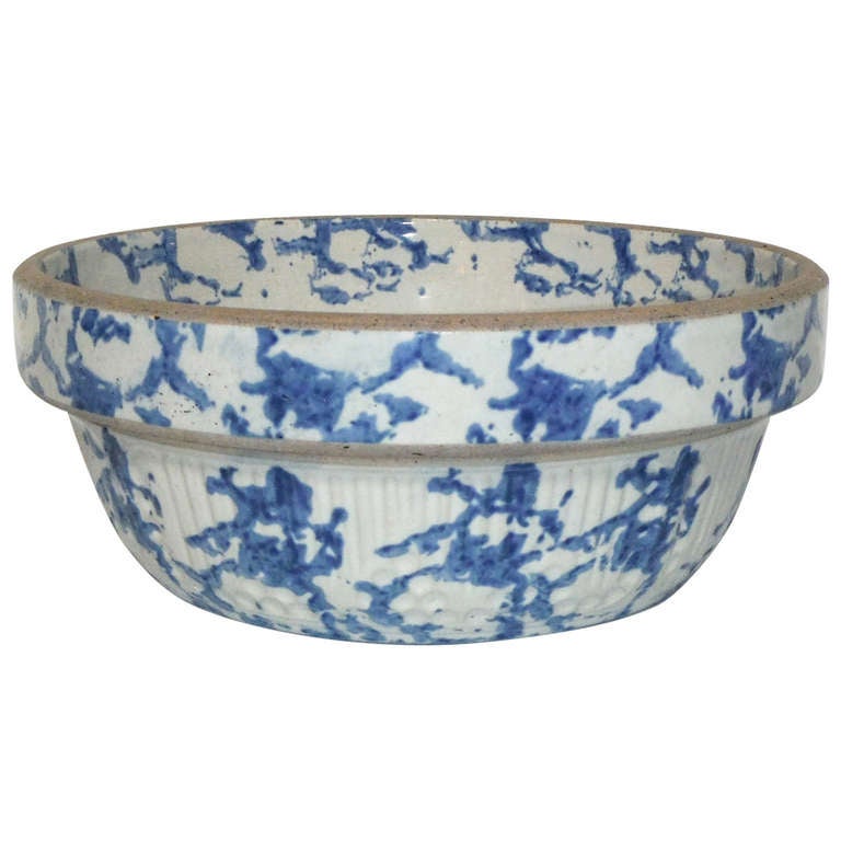 19th Century Blue and White Sponge Ware Pottery Bowl For Sale at 1stdibs