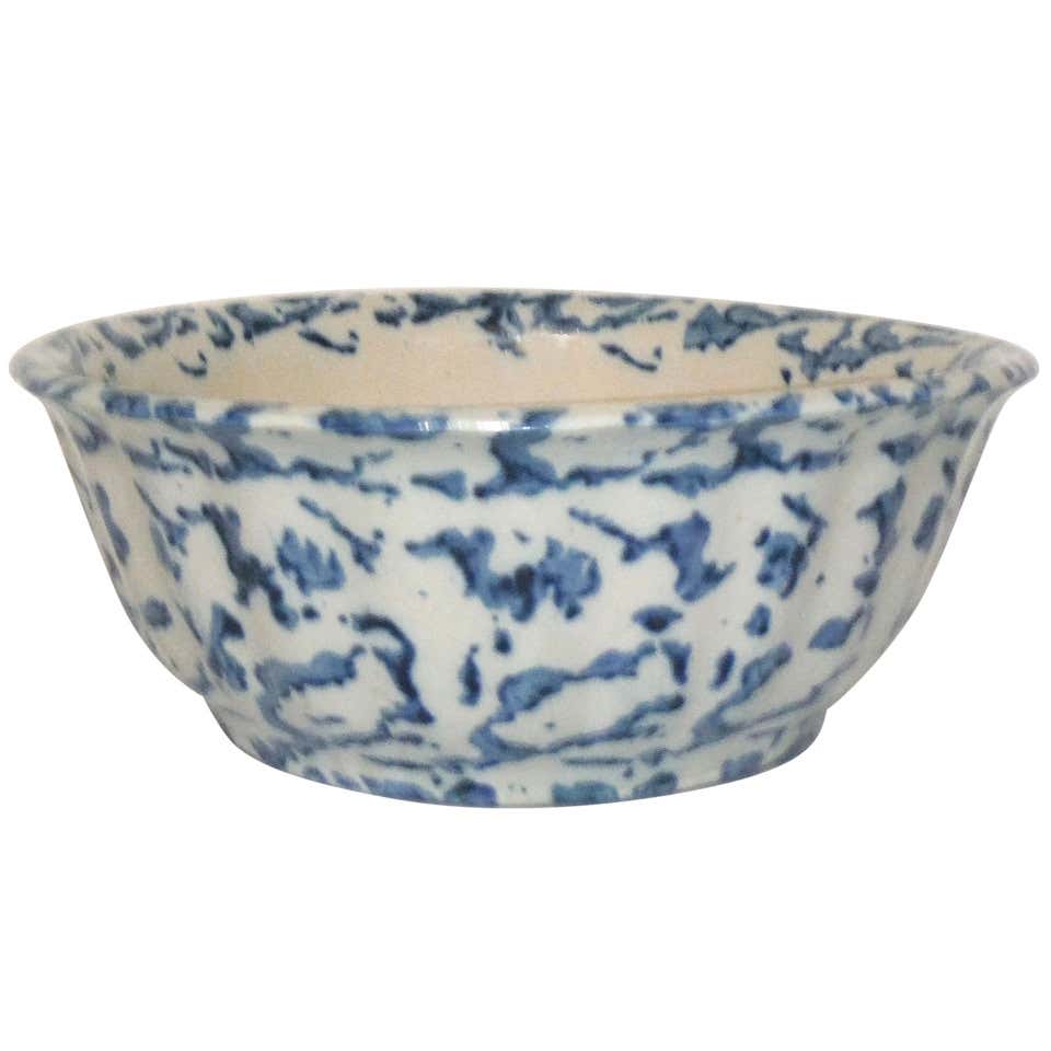 19th Century Spongeware Pottery Fluted Fruit Bowl For Sale at 1stDibs