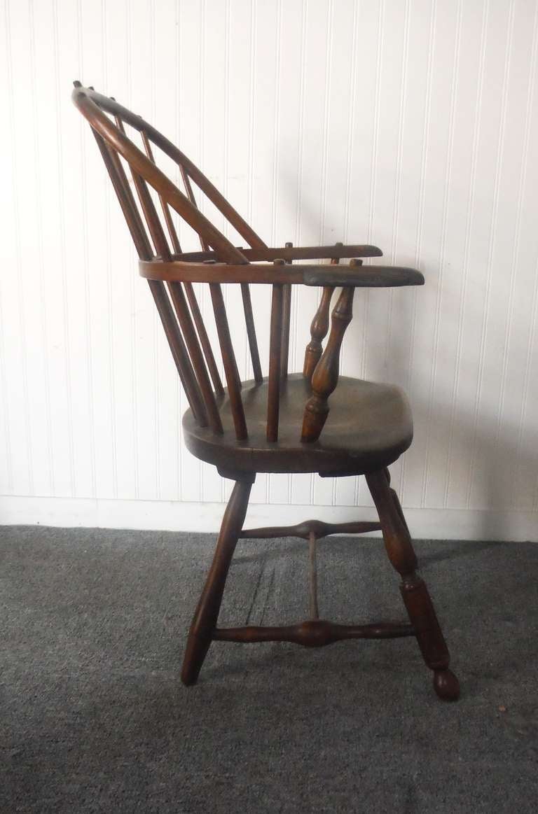 18th Century and Earlier 18th c. New England Sackback Windsor chair