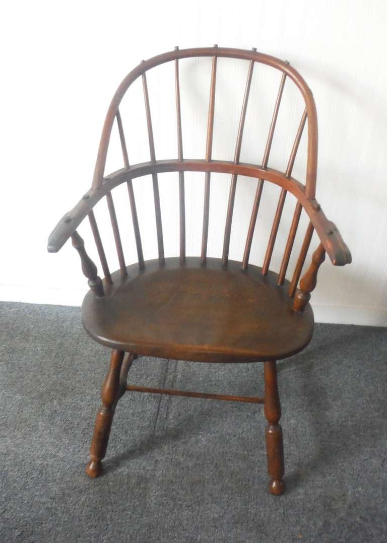 Pine 18th c. New England Sackback Windsor chair