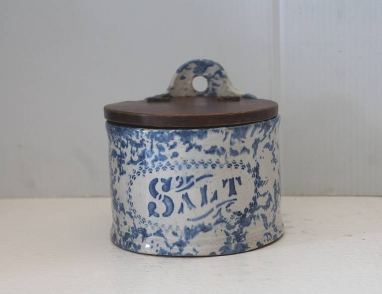 American Unusual Lidded 19th Century Sponge Ware Salt Crock