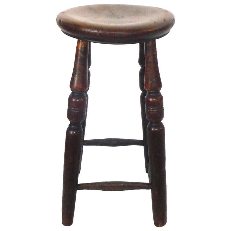 Pair of Early 19th Century Walnut English Pub Stools For Sale at 1stdibs