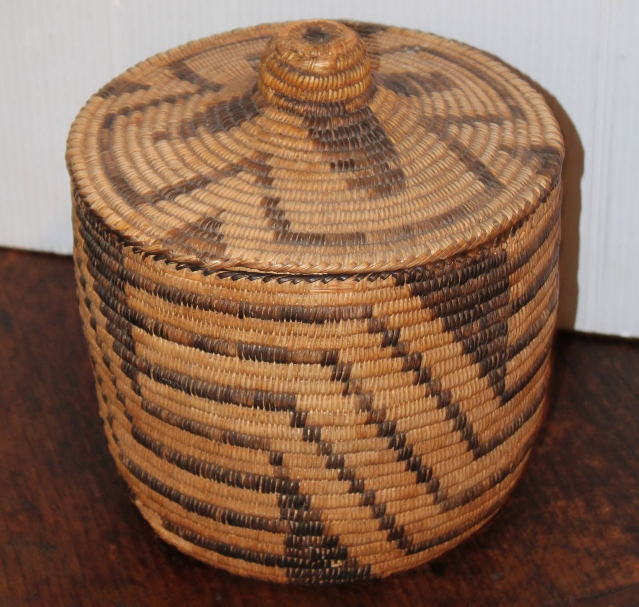 Hand-Woven Geometric Papago American  Indian  Lided Storage Basket