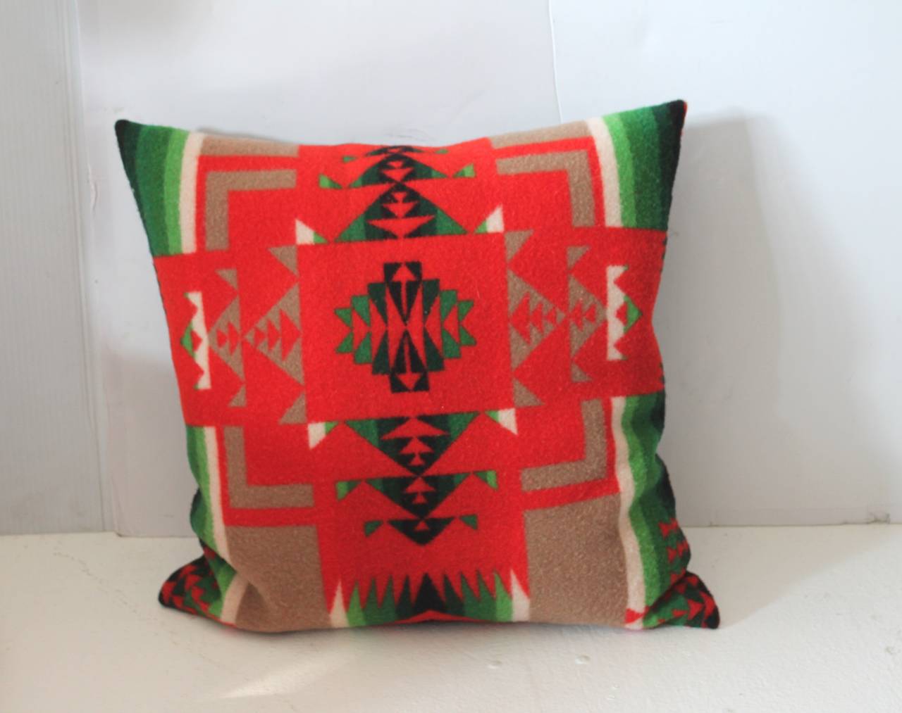 Pair of Pendleton Indian Design Blanket Pillows In Excellent Condition In Los Angeles, CA