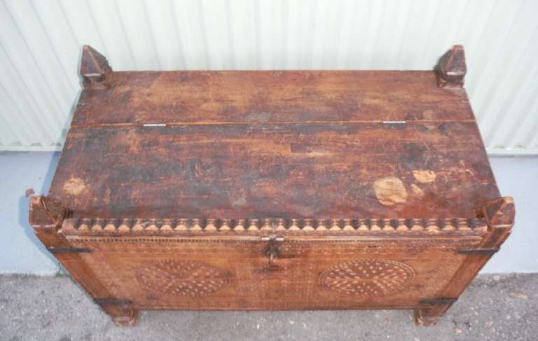 American Early 19th Century Spanish Hand-Carved Wood Box