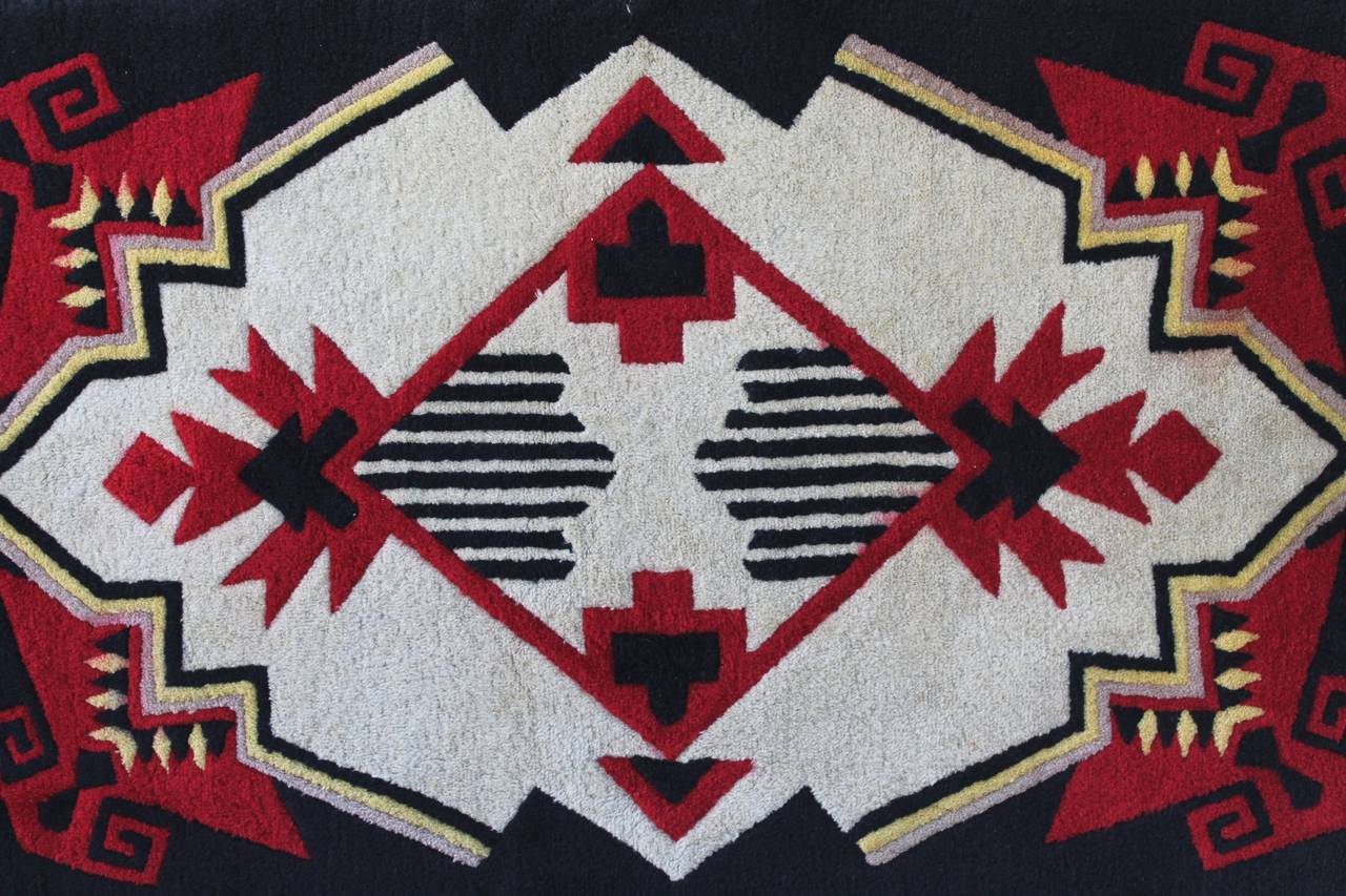 1930s Mounted Geometric Hand-Hooked Rug In Excellent Condition For Sale In Los Angeles, CA