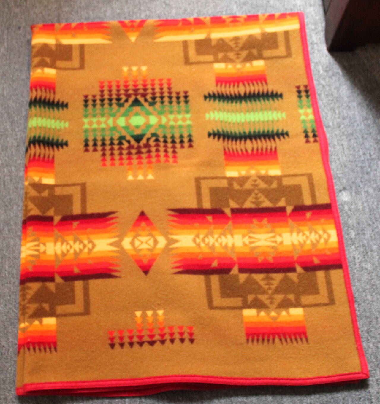 Amazing Pendleton wool Indian camp blanket with great color and pattern. The condition is very good. Great geometric pattern.