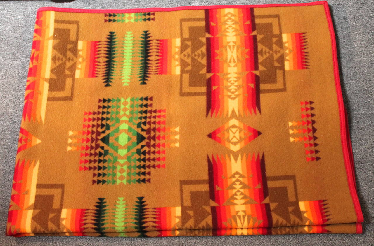 American Pendleton Wool Indian Design Camp Blanket