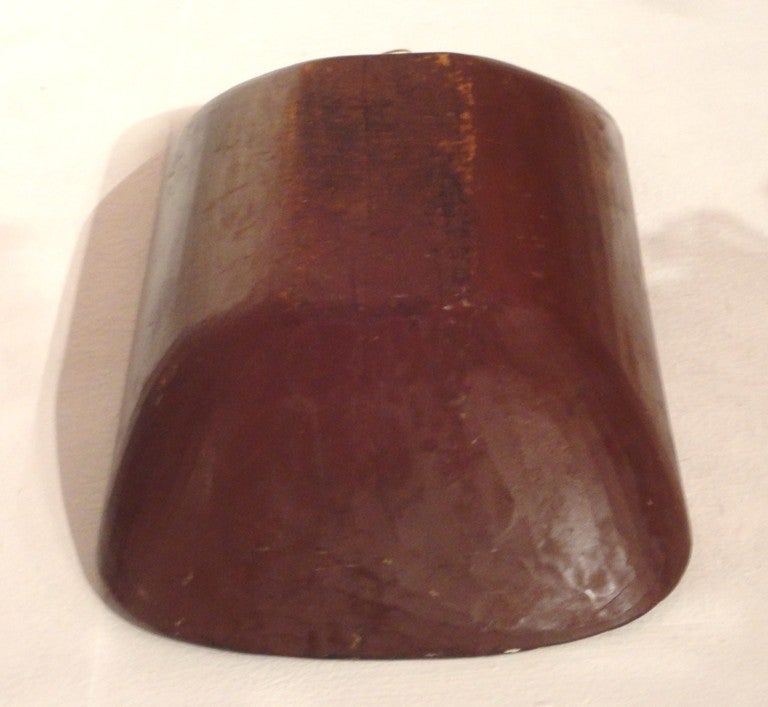 19th Century Original Red Painted Trencher or Dough Bowl From New England In Distressed Condition In Los Angeles, CA