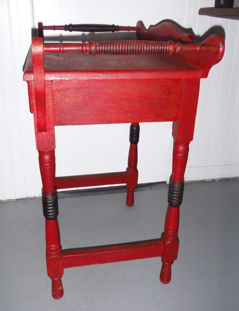 Amazing 19th Century Side Table in Original Red Painted Surface 3