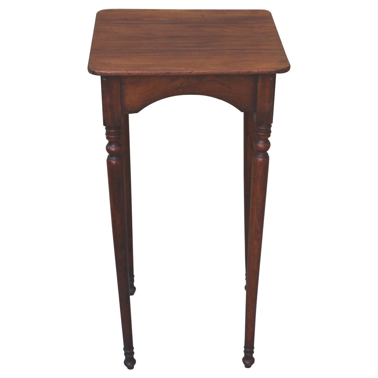 Early 19th Century Walnut, New England, Side Table