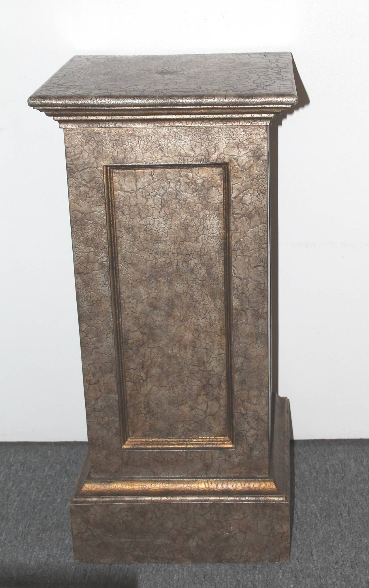 American Classical 19th Century Pedestal in Original Painted Surface