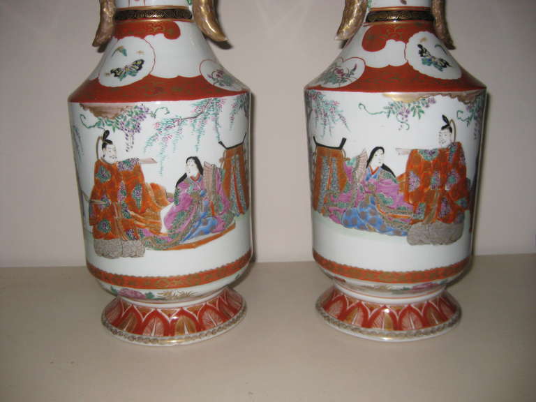 Pair of 20th Century Kutani Vases For Sale 4