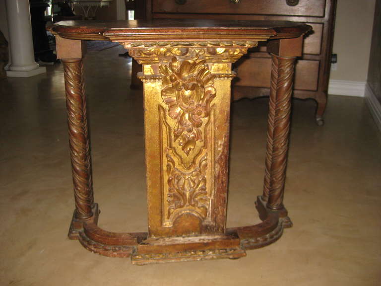 20th Century Giltwood and Painted Console Table For Sale 4