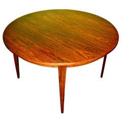 Danish Mid-Century Modern Rosewood Dining Table With Two Leaves