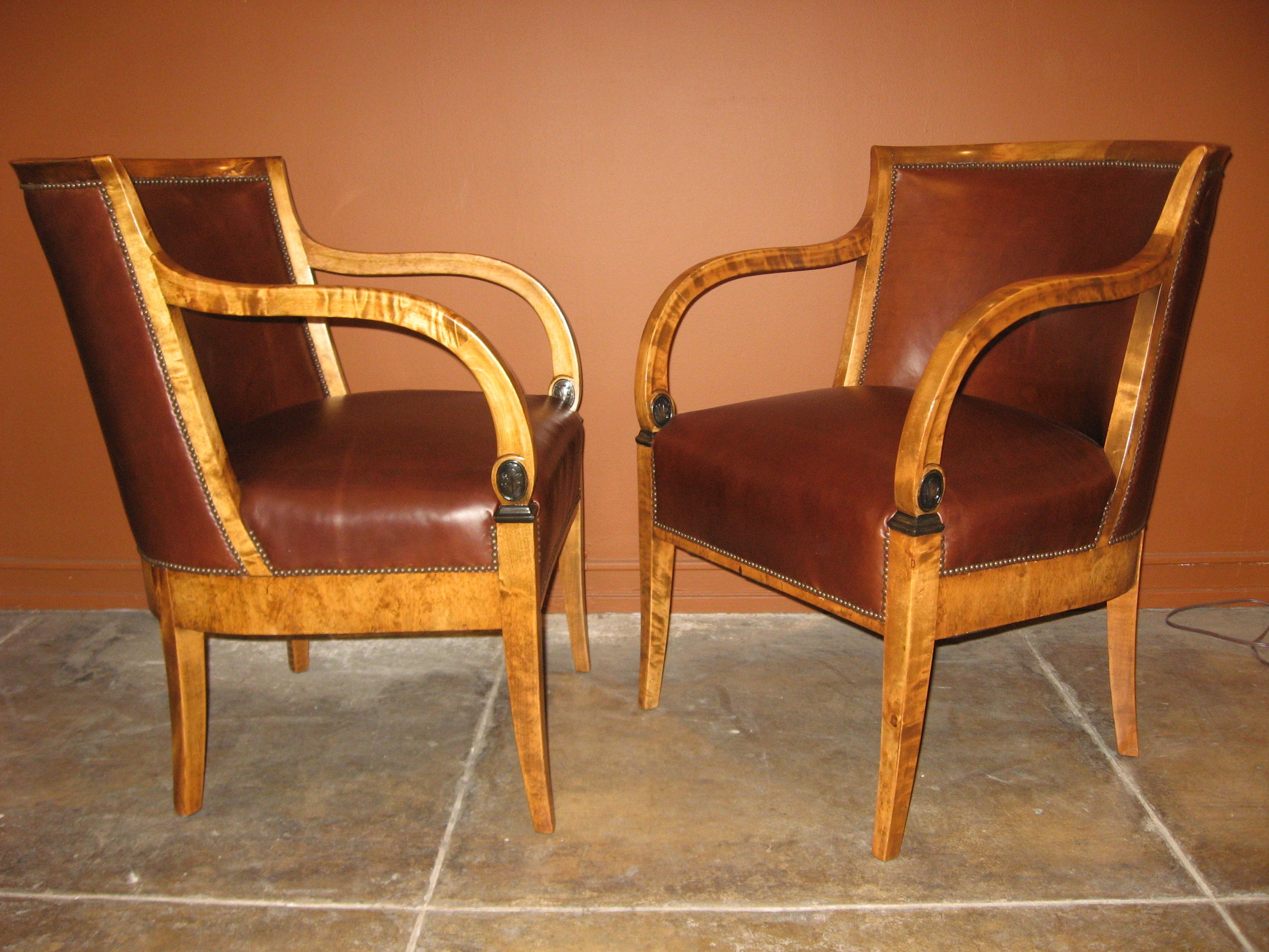 Pair of Swedish Art Deco / Neoclassical Armchairs in Golden Flame Birch