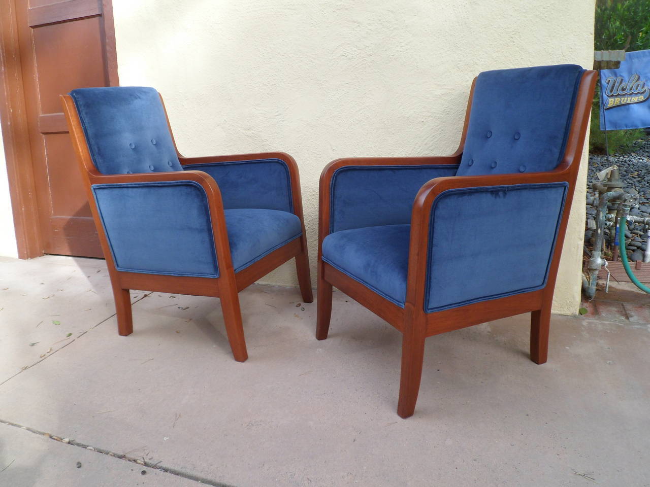 Pair of Small Scale Swedish Art Deco Armchairs, circa 1920 In Excellent Condition In Richmond, VA