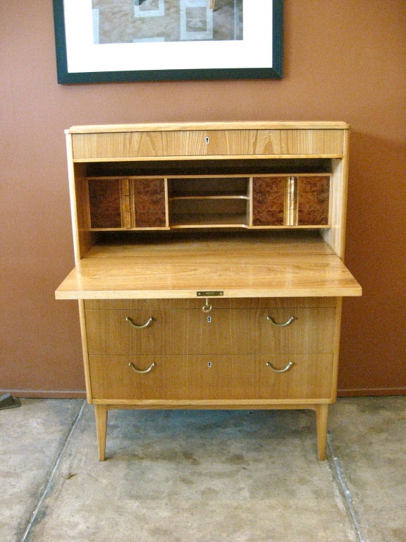 Swedish Mid-Century Moderne Secretaire in Elm and Carpathian Elm