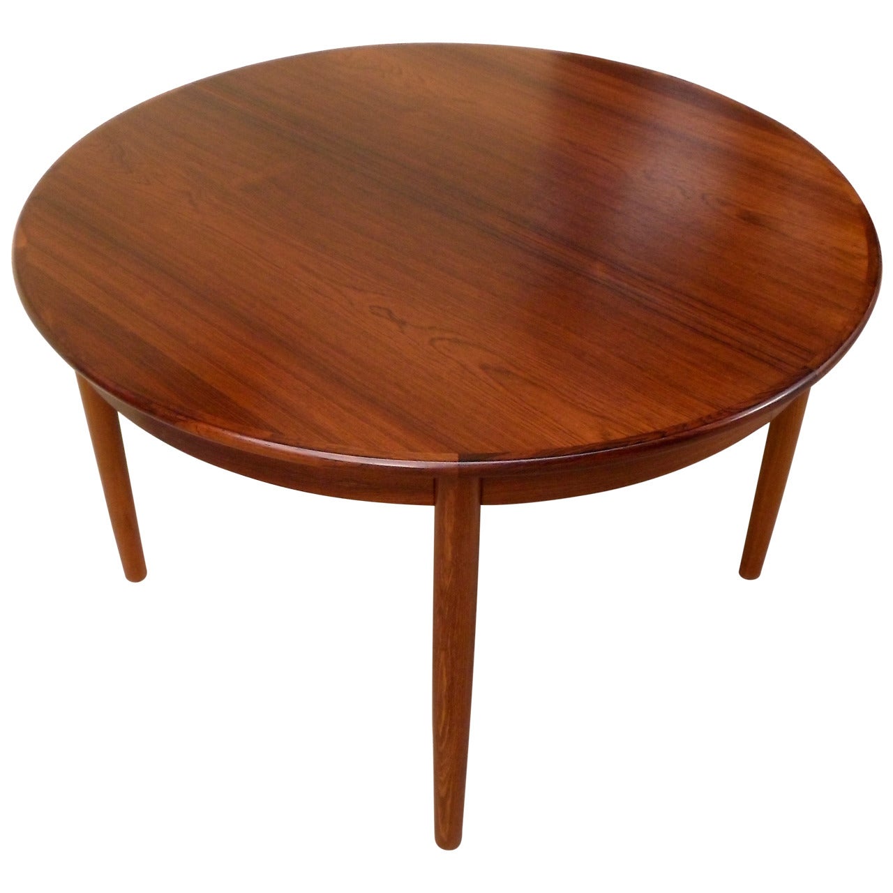 Danish Mid-Century Modern Extendable Rosewood Dining Table with Leaves