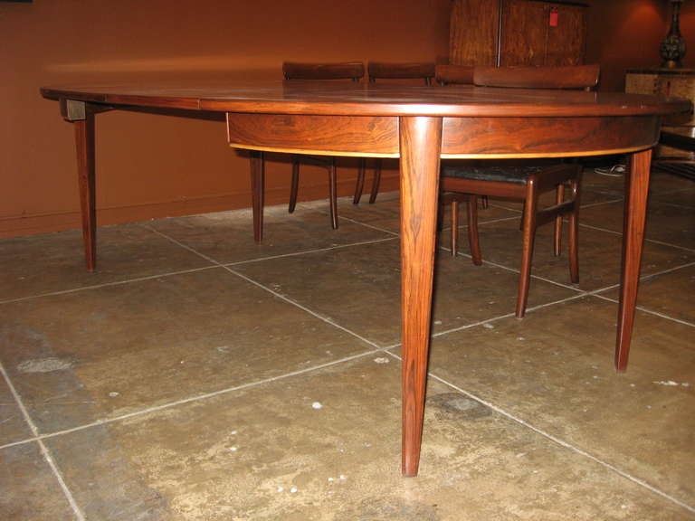 Mid-20th Century Extendible Danish Mid-Century Modern Rosewood Dining Table with Two Leaves