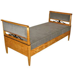 Antique Swedish Art Deco Day Bed in Golden Flame Birch