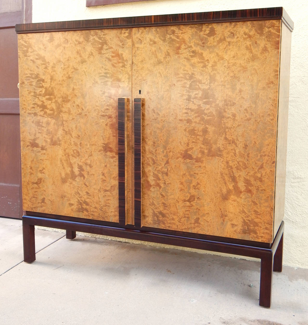 Swedish Art Deco Storage Cabinet in Golden Flame Birch and Rosewood For Sale 1